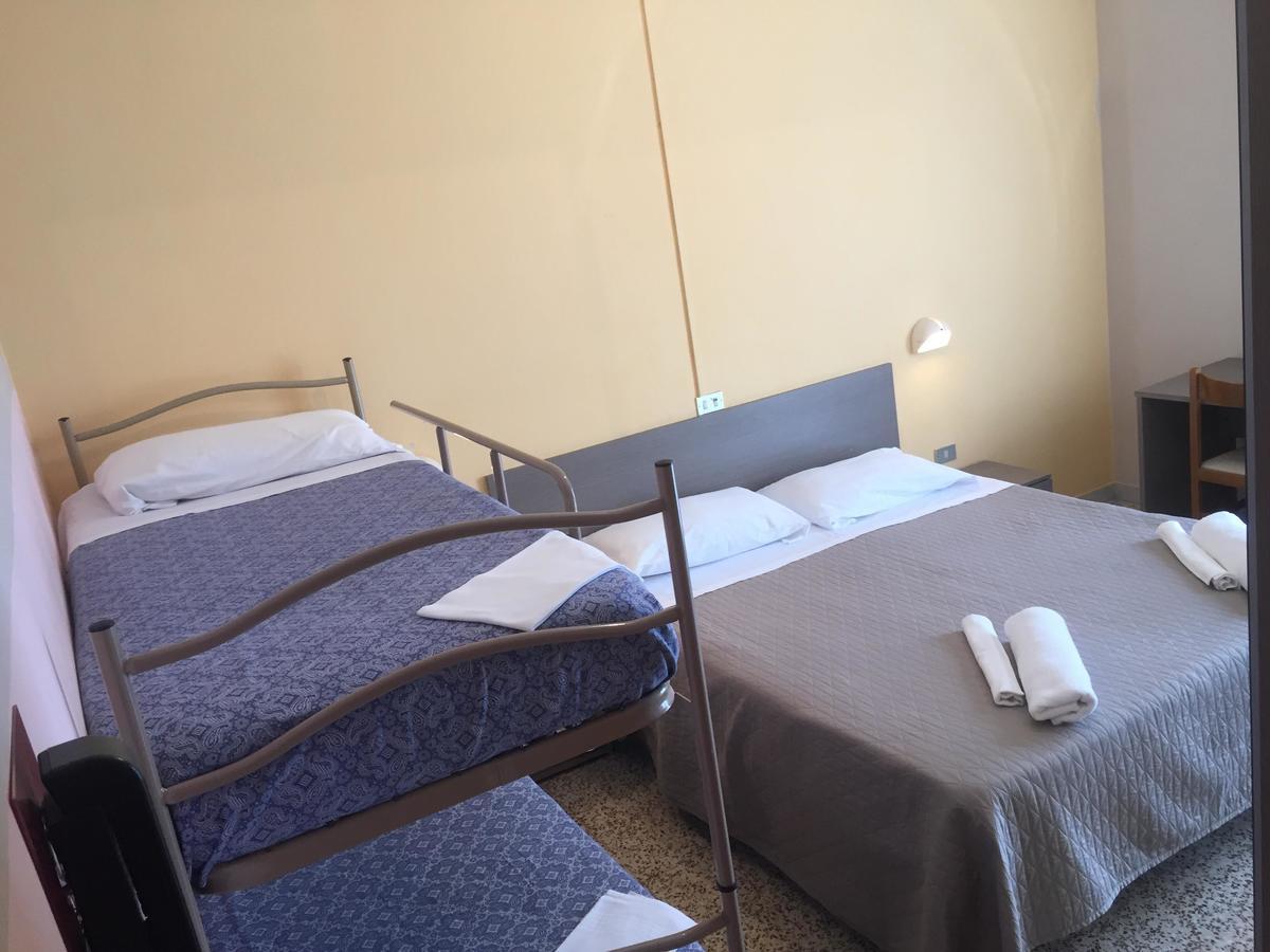 Hotel Britta Rimini Ngoại thất bức ảnh