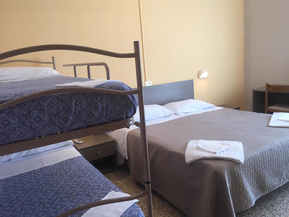 Hotel Britta Rimini Ngoại thất bức ảnh